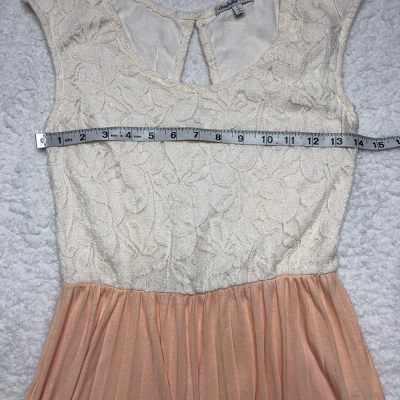 Charlotte Russe Dress - Picture 3 of 7